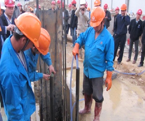 钳压式榴莲视频APP色版人网站绑扎钢筋笼